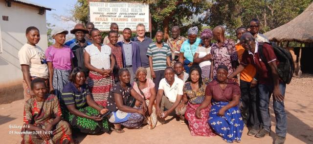Group photo of cooperative leaders representing 500 smallholder farmers in the Kasenga region